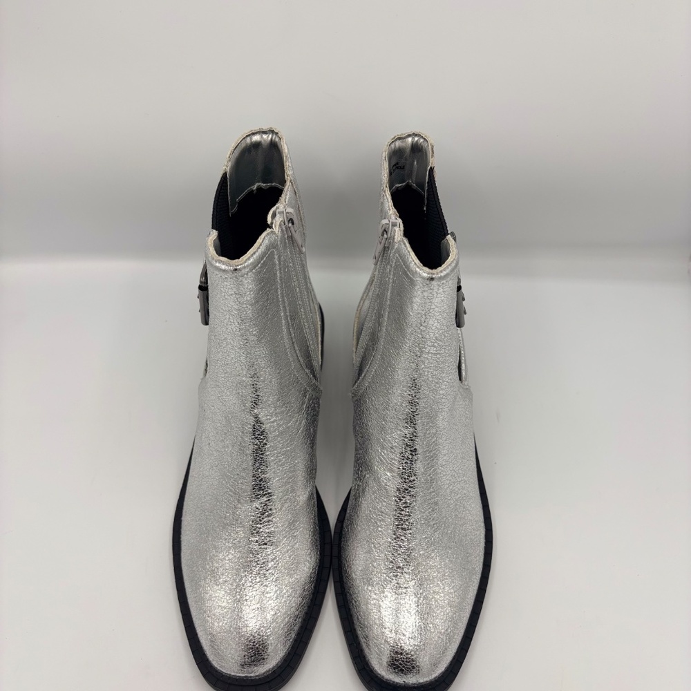 BCBGeneration Barini Silver Metallic Cutout Ankle Boots 6.5M Western Festival - Picture 10 of 16